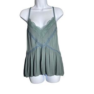 American Eagle Lace Embellished Top Size: M